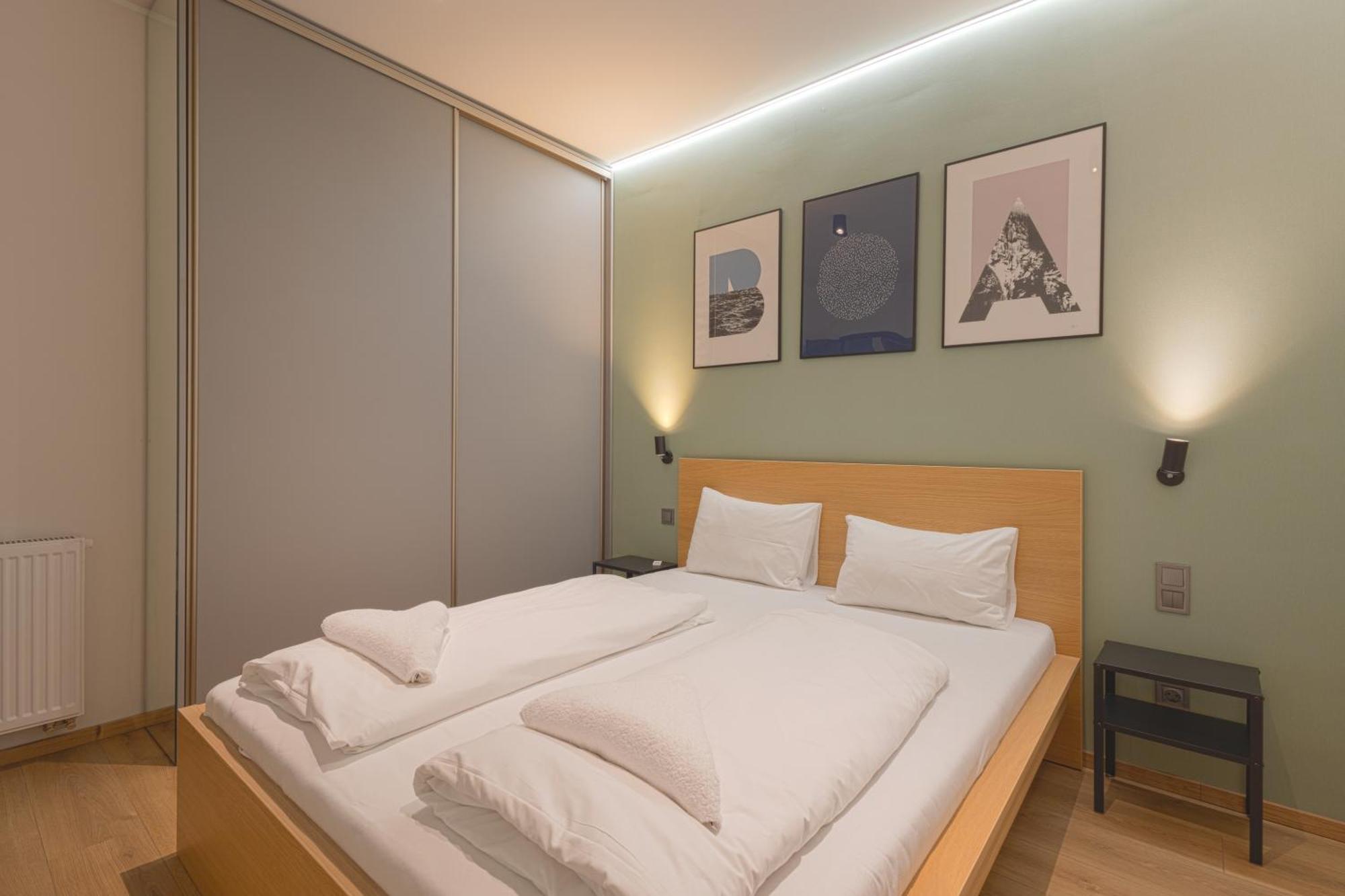 Vitorlas Wellness Apartman Siofok By Bltn Buitenkant foto