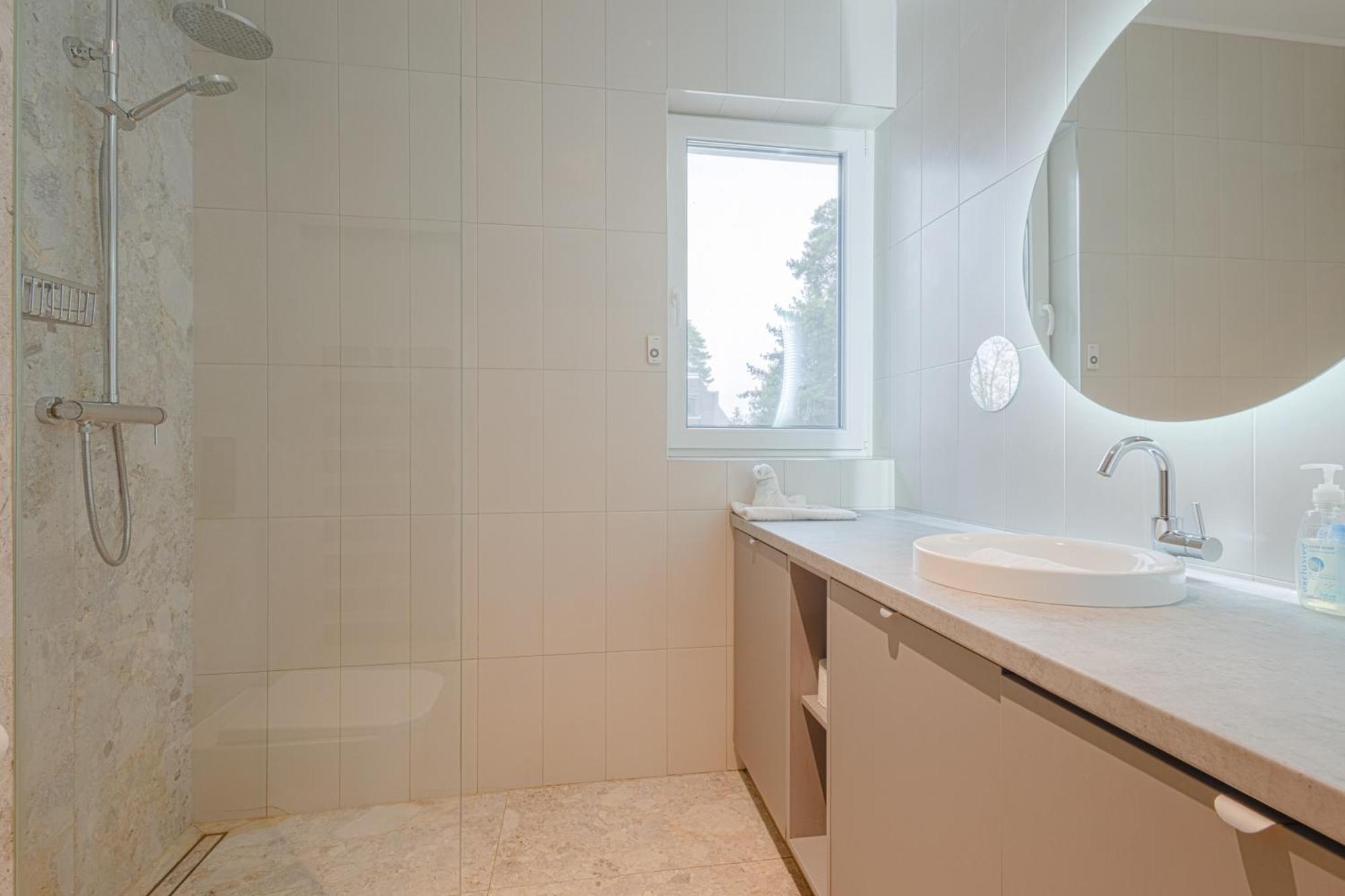 Vitorlas Wellness Apartman Siofok By Bltn Buitenkant foto